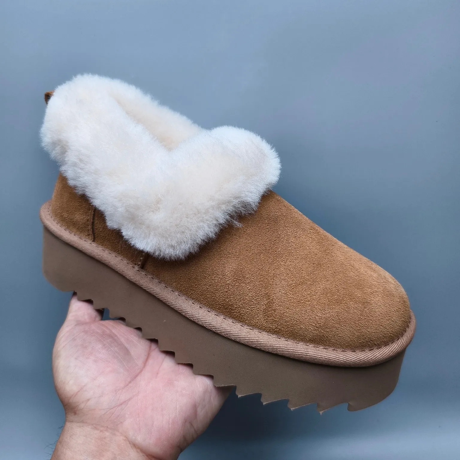 💰480 UGG sheepskin all-in-one snow boots 6733 Thick-soled non-slip slip-on casual style Color: Maroon Antelope Brown Black Size: 35-40